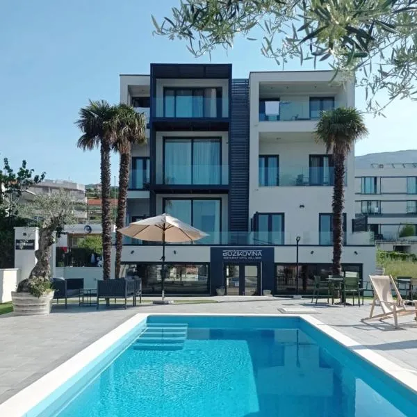 Beach Hotel Božikovina 2，位于珀德垂那的酒店