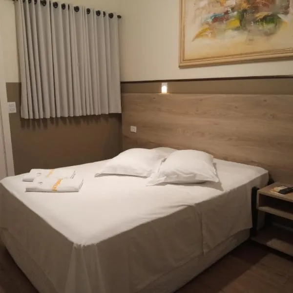 Smart Hotel,位于雷吉斯特鲁的酒店