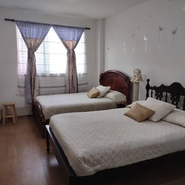 VISTA ÚNICA HERMOSO Mini Departamento en Ambato，位于安巴托的酒店