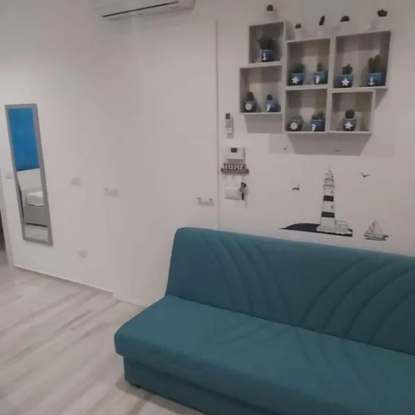 Biancaluna，位于滨海波利尼亚诺的酒店