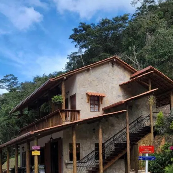 Pousada Sítio das Pedras，位于多明戈斯马丁斯的酒店