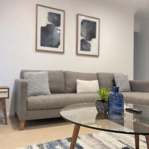 Gold Coast Oasis 4BR Villa in Coomera，位于黄金海岸的酒店