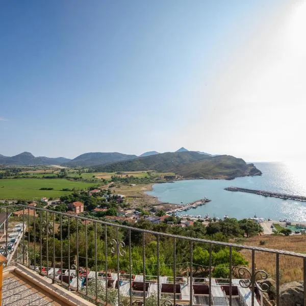 Yakamoz Hotel Gökçeada，位于格克切达镇的酒店