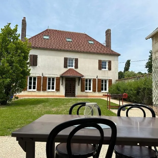 La Gravonne, une parenthèse turroise，位于Turny的酒店