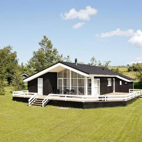 6 person holiday home in Fjerritslev-By Traum，位于菲耶里茨莱乌的酒店