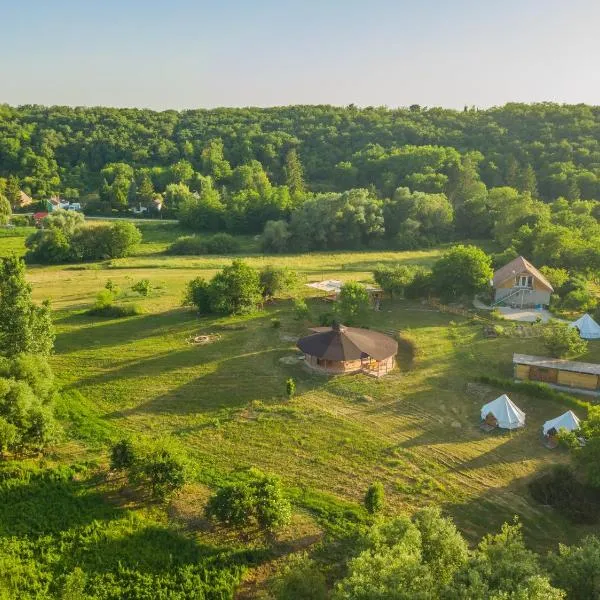 Szellős Rét Camping，位于Andocs的酒店