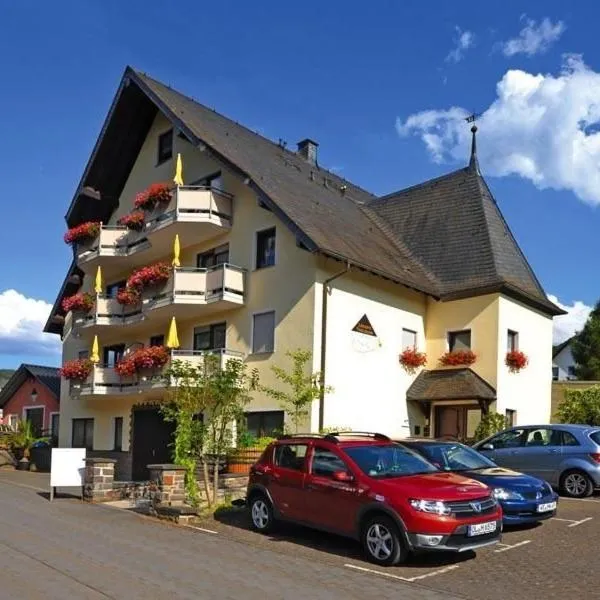 Ferienhaus Lönartz-Thielmann，位于恩斯特的酒店