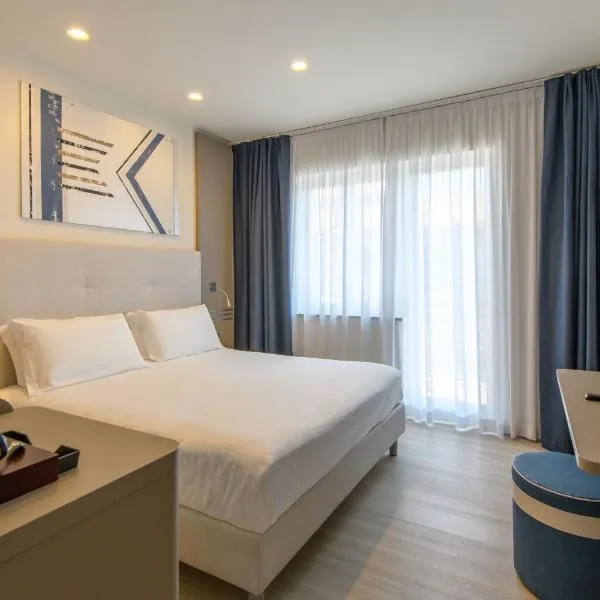 Hotel & Apartments Sasso，位于波吉的酒店