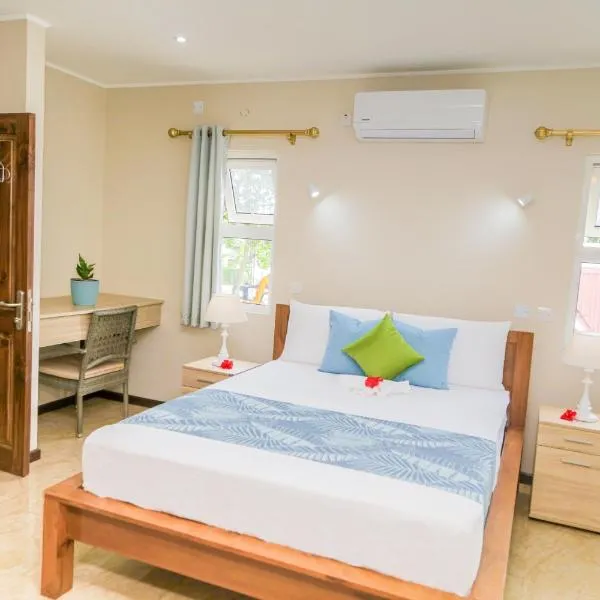 Jonc d'Or Villa Self Catering，位于拉迪格岛的酒店
