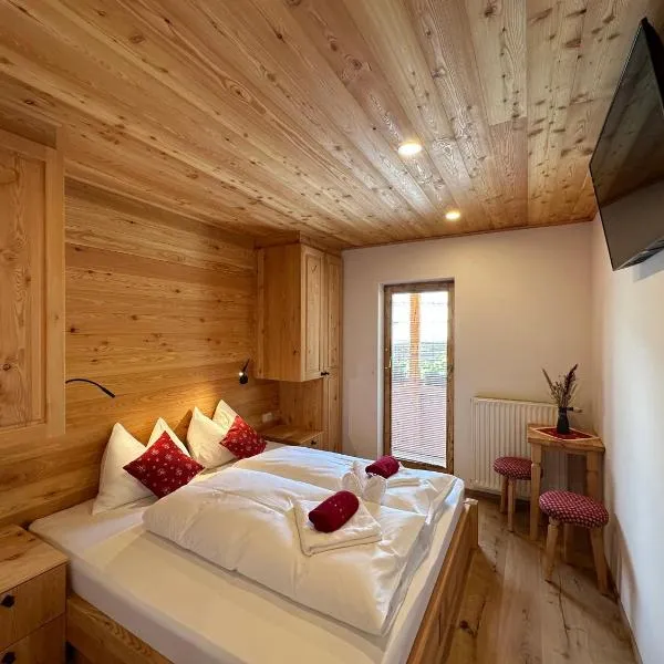 Hotel ŠURC，位于克拉尼斯卡戈拉的酒店