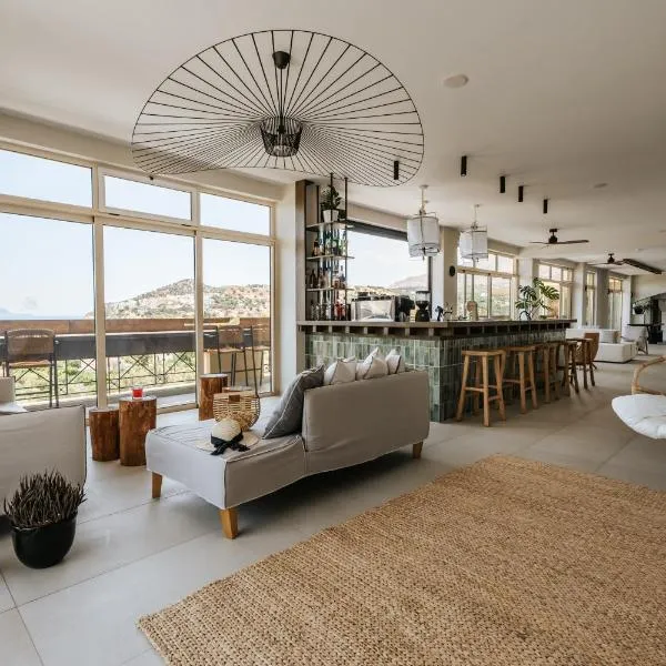 Paralos The Maxine Adults Only，位于圣加利尼的酒店