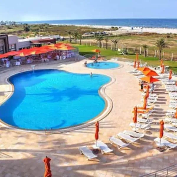 Andalucia Bizerte plage et piscine，位于Raʼs al Jabal的酒店