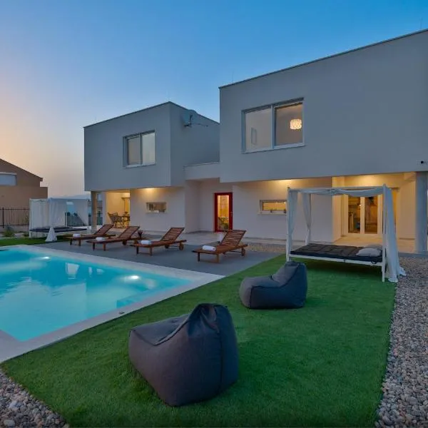 Villa Dream Island，位于Paljuv的酒店