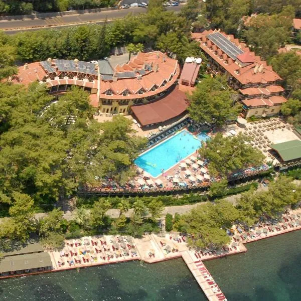 Marmaris Park Hotel，位于马尔马里斯的酒店