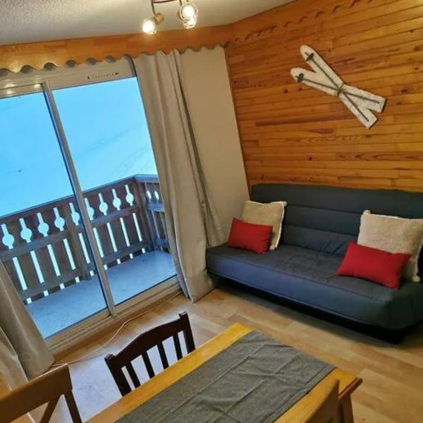 Appartement 1 chambre, calme, vue dégagée, La Foux，位于拉富的酒店