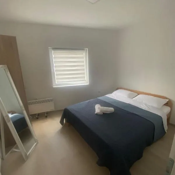 Apartmani Franciska，位于亚伊采的酒店