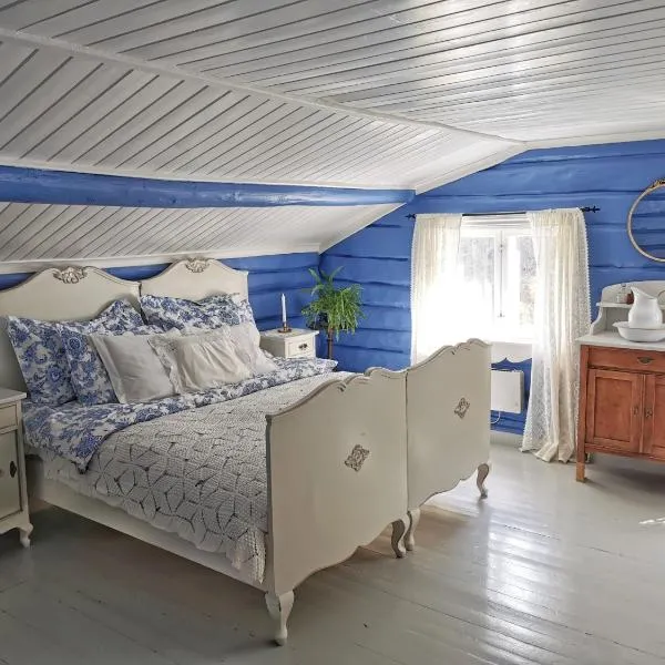 Unique farm stay in the steep mountains of Rjukan，位于Vemork的酒店