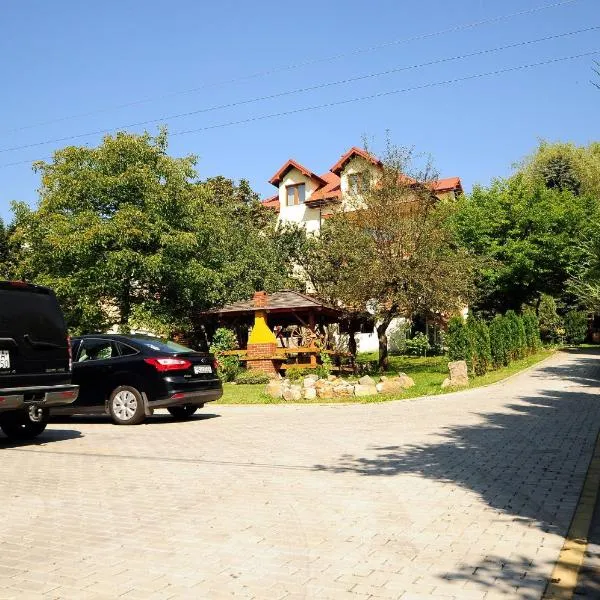 多姆利沃夫基旅馆，位于Zagórz的酒店