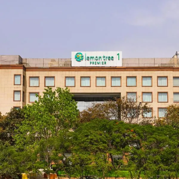 古尔冈柠檬树高级酒店，位于古尔冈的酒店