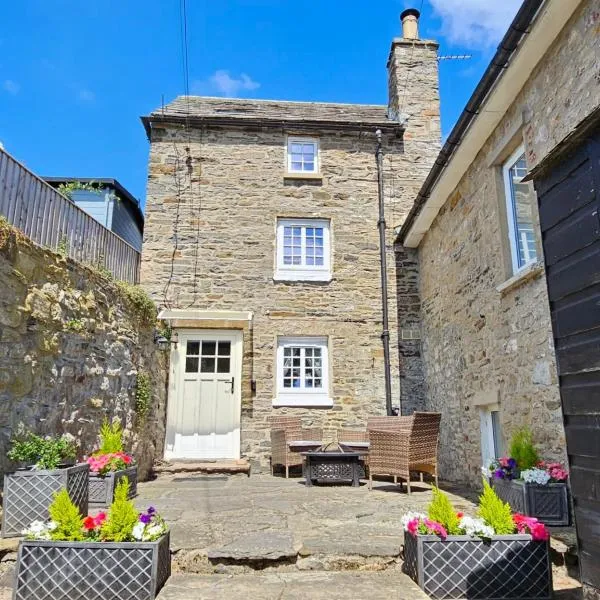 Puzzle Cottage, Quirky Dales Cottage for 2，位于莱伯恩的酒店