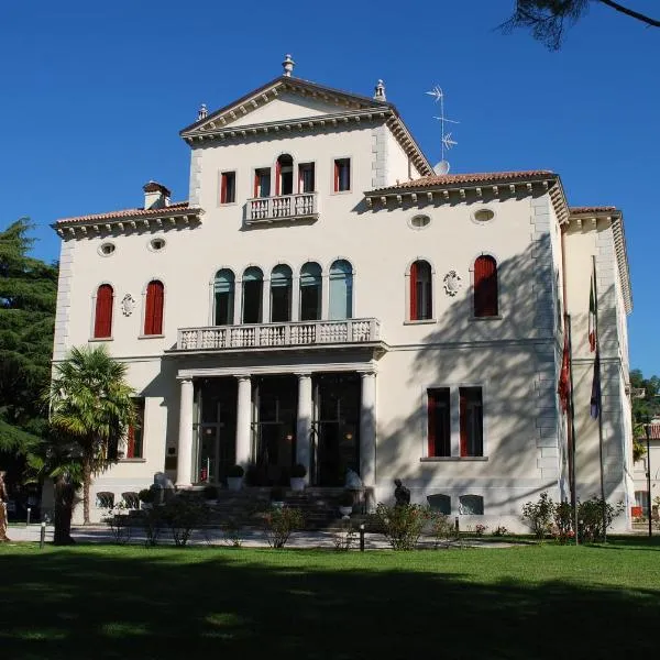 Hotel Villa Soligo - Small Luxury Hotels of the World，位于Valmareno的酒店