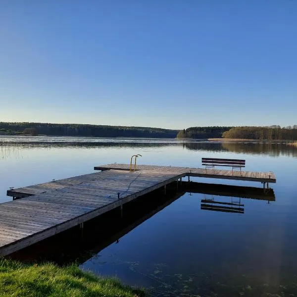 Domki nad jeziorem - Posiadłość Nad Zatoką，位于姆拉哥沃的酒店