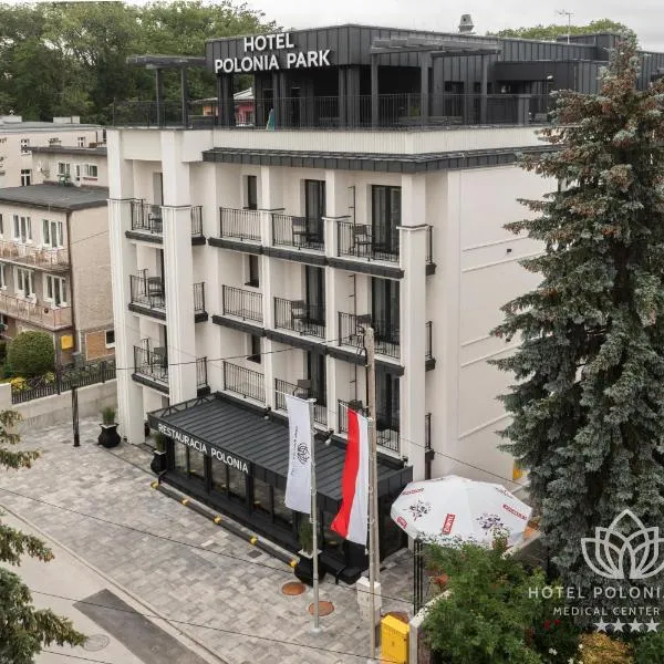 Hotel Polonia PARK Medical Center & Spa，位于Wiślica的酒店