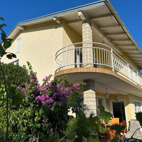 Haus Stipeto，位于马考巴尔贾的酒店