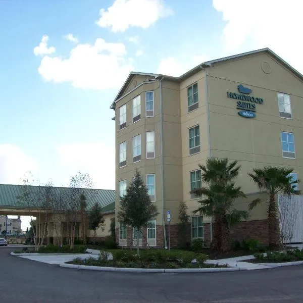 奥卡拉希思河希尔顿惠庭套房酒店，位于Ocala Ridge的酒店