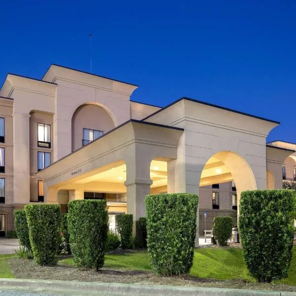 彭萨科拉/微风湾汉普顿酒店及套房，位于Oriole Beach的酒店