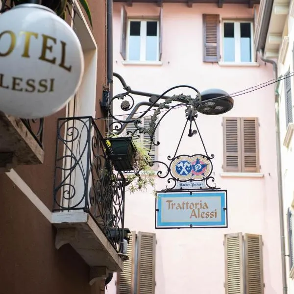 Alessi Hotel Trattoria，位于代森扎诺-德尔加达的酒店