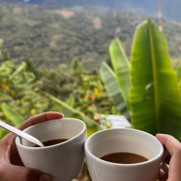 Refugio de Mery Lucmabamba，位于Sahuayacu的酒店