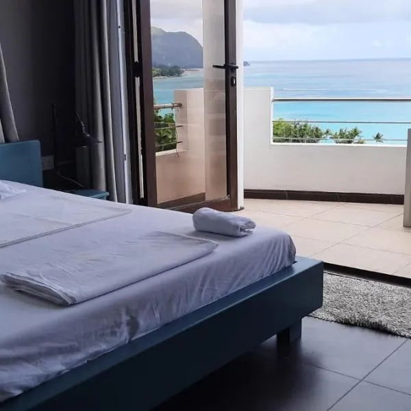 NORTHWEST BAY Seaview apartment，位于博瓦隆的酒店