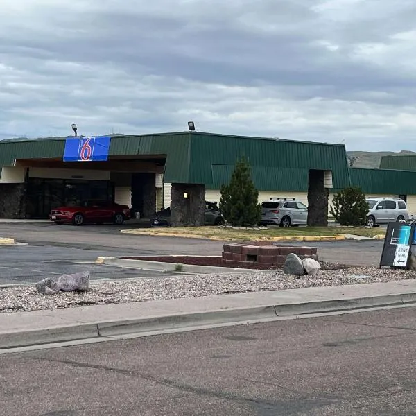 Motel 6 Pocatello ID，位于波卡特洛的酒店