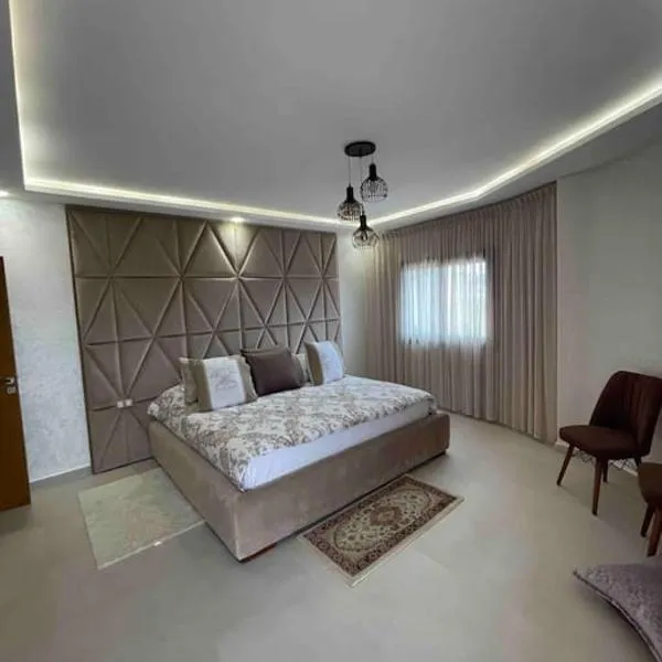 Appartement Haut standing Colina smir Kabila，位于Sania Torres的酒店