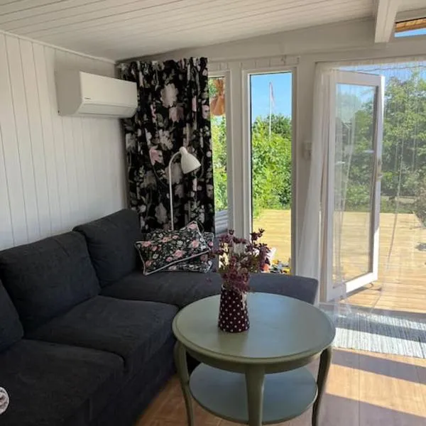 Dejligt Tinyhouse i Gilleleje，位于Hulerød的酒店