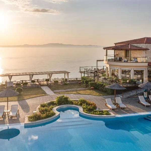 Blue Bay Halkidiki，位于Kassandrinón的酒店