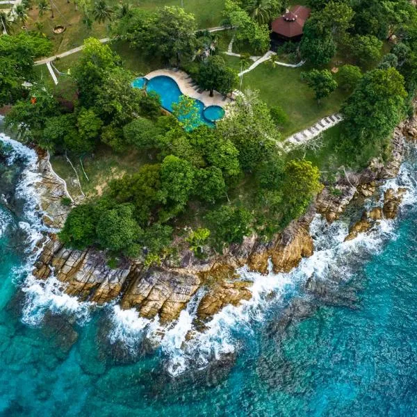 Ban Raya Resort and Spa，位于拉查亚伊岛的酒店