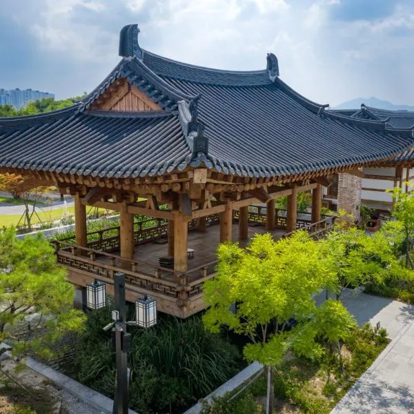 Hanok Stay Namwonyechon by Kensington，位于南原市的酒店