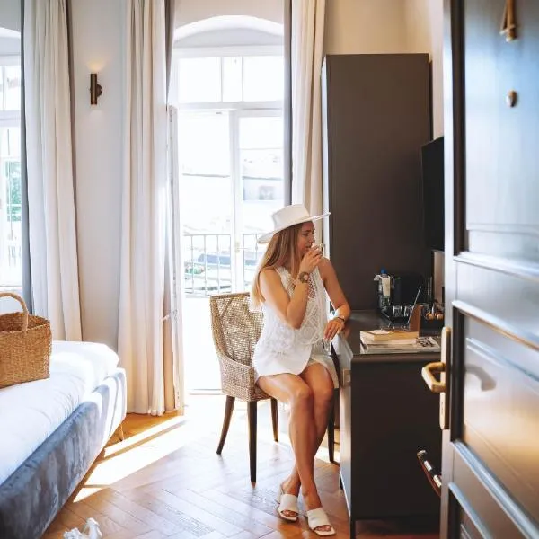 Allegro Neve Tzedek Boutique Suites - By HOMY，位于特拉维夫的酒店