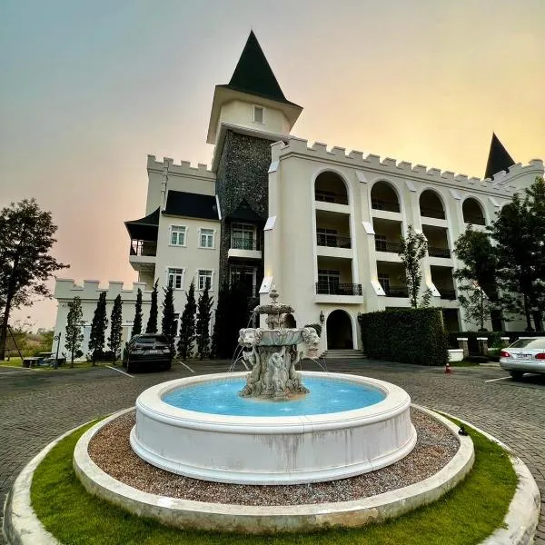 Blue Sky Khao Kho Castell Condo 920，位于Campson的酒店