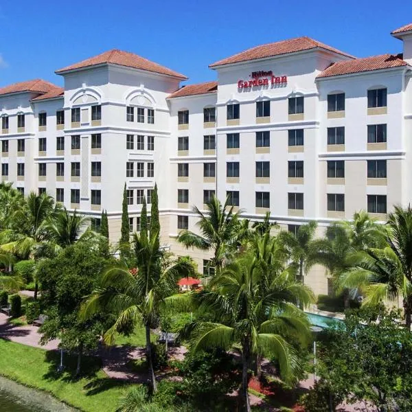 棕榈滩花园希尔顿花园酒店，位于棕榈滩花园的酒店
