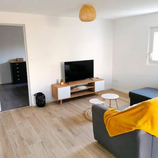 Charmant appartement, T2 50m2, à Biguglia，位于比居格利亚的酒店