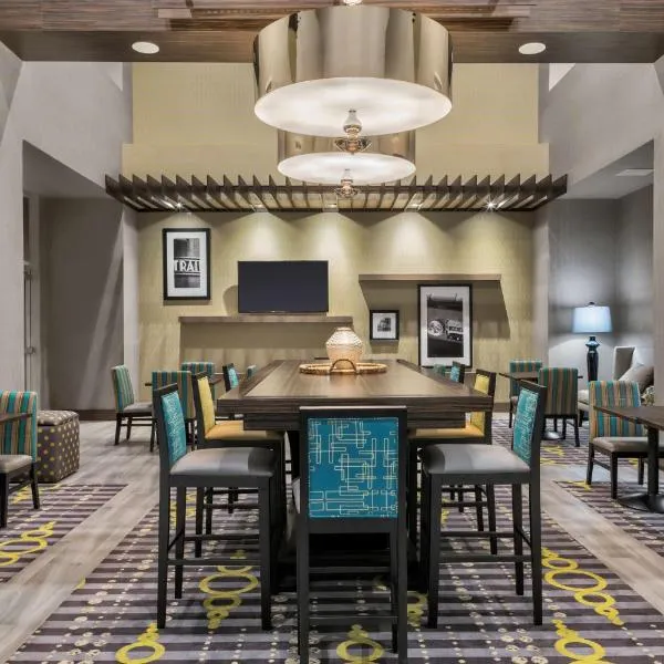 加利福尼亚州洛杉矶/好莱坞汉普顿酒店及套房，位于洛杉矶的酒店