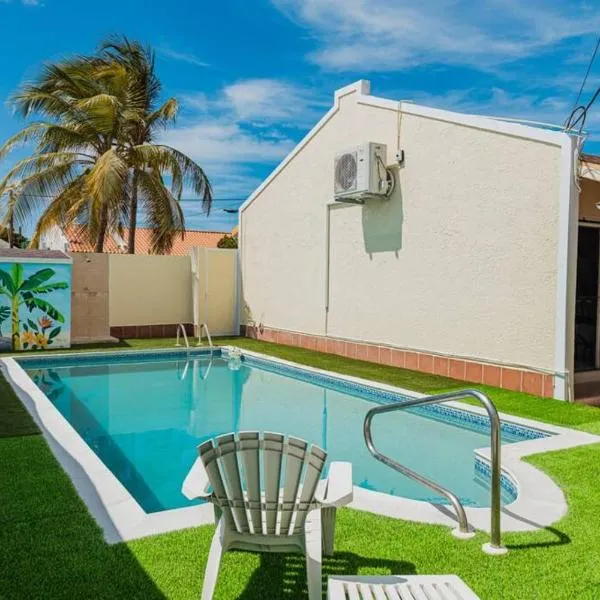 Blue Sky Residence Aruba，位于Savaneta的酒店