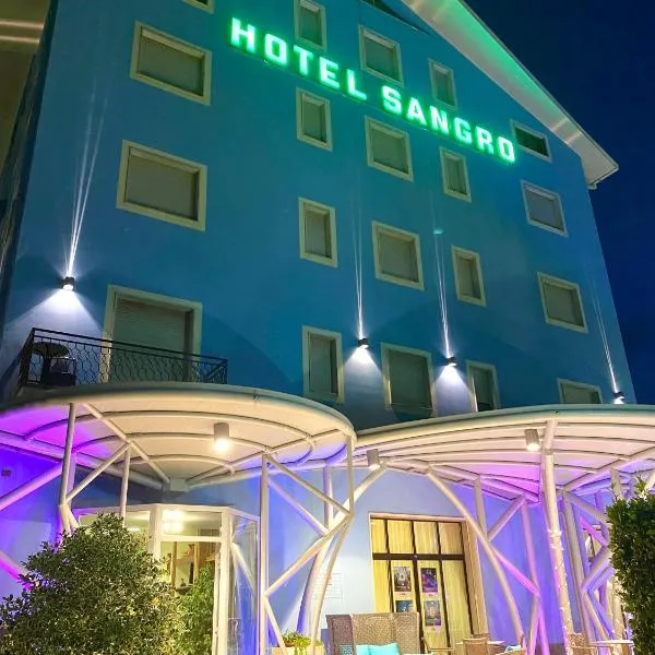 Hotel Sangro，位于Romagnoli的酒店