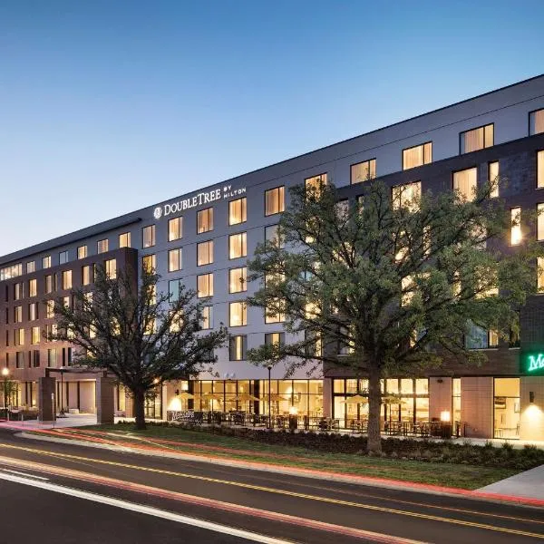 Doubletree By Hilton Greeley At Lincoln Park，位于Kersey的酒店