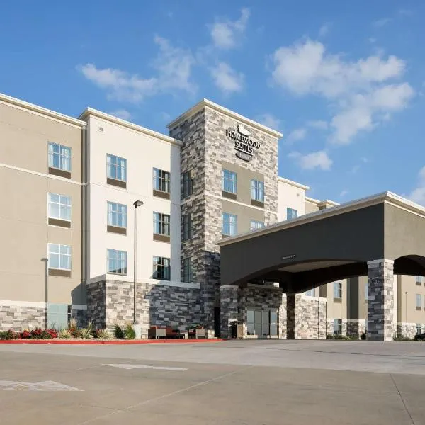 Homewood Suites By Hilton Topeka，位于托皮卡的酒店