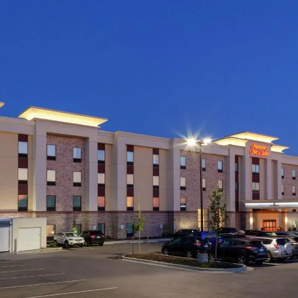 Hampton Inn & Suites Overland Park South，位于Stanley的酒店