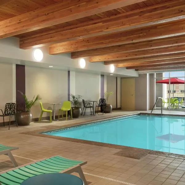 Home2 Suites By Hilton Brooklyn Park Minneapolis，位于布鲁克林帕克的酒店